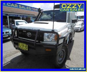 2010 Toyota Landcruiser VDJ79R 09 Upgrade Workmate (4x4) White Manual 5sp M