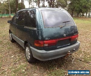 2000 Toyota tarago