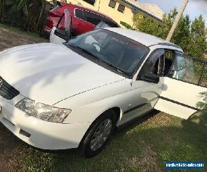 holden commodore 2003