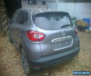 Renault captur  Dynamique 2015  make an offer