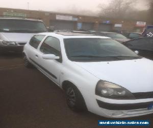 Renault Clio 1.4 3 door Spares or Repair 