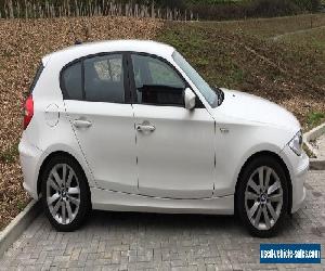 White BMW 1 Series 2.0L 118d SE 5dr