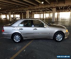 2000 Mercedes-Benz C-Class 4-Door Sedan