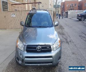 Toyota: RAV4 Base