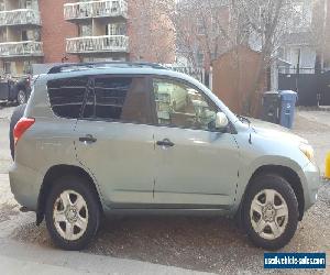 Toyota: RAV4 Base