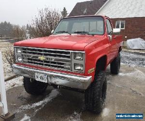 Chevrolet: C-10 2 door