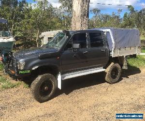 Toyota Hilux Holden V6 