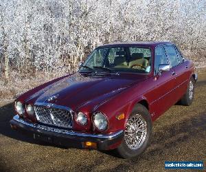 1987 Jaguar XJ12 Vanden Plas