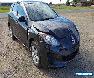 2013 MAZDA 3 HATCH BL NEO 2.0L M  LIGHT DAMAGED REPAIRABLE DRIVES REPAIR for Sale