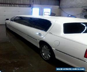 2004 Lincoln Town Car