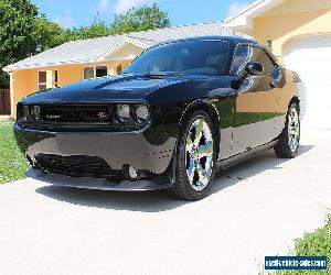 2012 Dodge Challenger R/T Coupe 2-Door