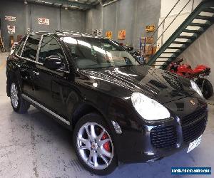 2004 PORSCHE CAYENNE TURBO  BLACK ON BLACK  IMMACULATE CONDITION !!!!!!!!!