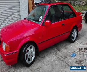 1990 FORD ESCORT XR3i IN RED