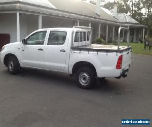 Hilux utility