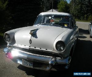 1955 Lincoln Capri