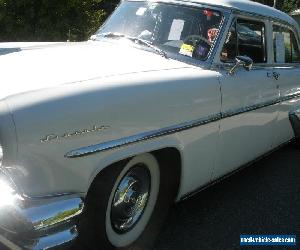 1955 Lincoln Capri