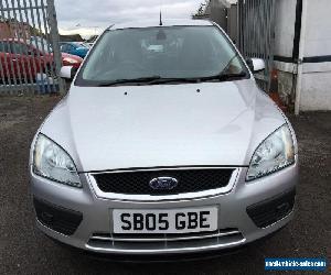 Ford Focus Ghia 5dr PETROL MANUAL 2005/05