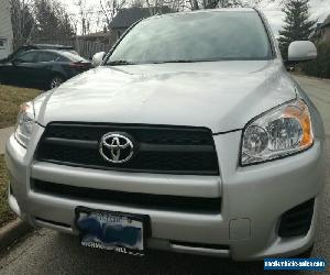 Toyota: RAV4 Base