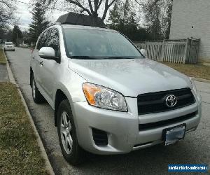 Toyota: RAV4 Base