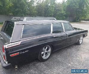 1968 Ford 4 door country sedan