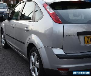 Ford Focus Zetec 2.0 tdci - silver  