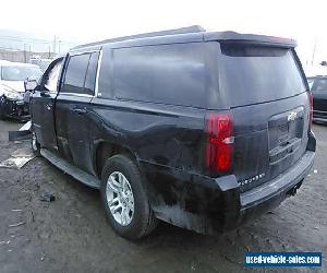 Chevrolet: Suburban LT