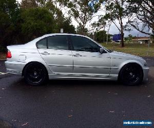 BMW 320i