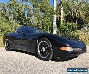 2000 Chevrolet Corvette Base Coupe 2-Door