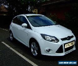 FORD FOCUS 1.0 ECOBOOST ZETEC 2012 WHITE 5 DOOR for Sale