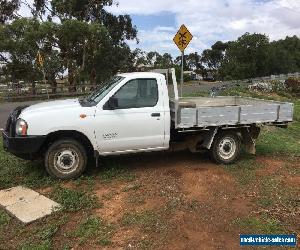 White 2002 Nissan Navara Ute