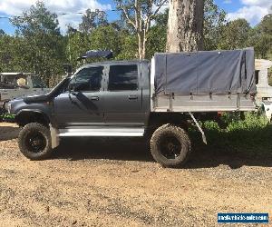 Toyota Hilux Holden V6 