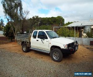 2002 TOYOTA HILUX 4WD DIESEL  EXTRACAB