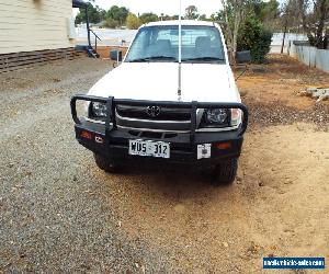 2002 TOYOTA HILUX 4WD DIESEL  EXTRACAB