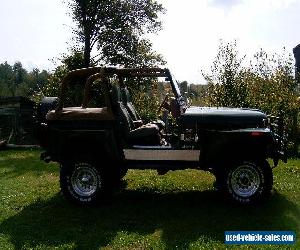 Jeep: CJ Sahara