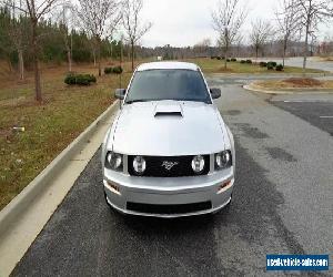 2005 Ford Mustang GT Deluxe 2dr Coupe