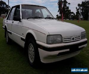 XF FORD FALCON SEDAN