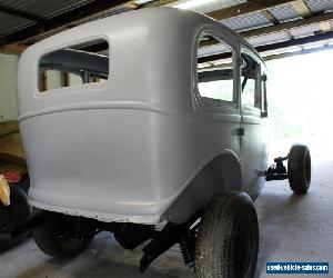 1934 Ford sedan