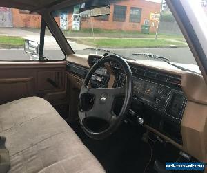 1992 Ford F250 Utility White Automatic A Trayback