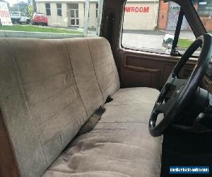 1992 Ford F250 Utility White Automatic A Trayback