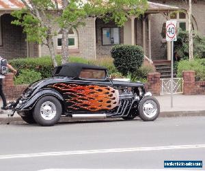 Hot Rod 1933 Ford Roadster