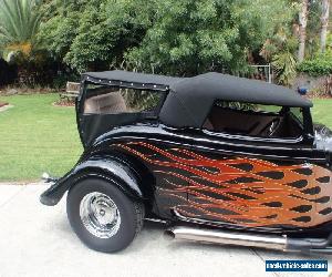 Hot Rod 1933 Ford Roadster