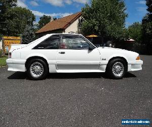 1990 Ford Mustang