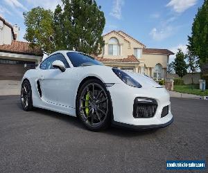 2016 Porsche Cayman GT4