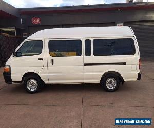 Toyota Hiace Commuter 2003