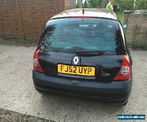 2002 RENAULT CLIO AUTHENTIQUE 1.2 BLACK- no reserve 