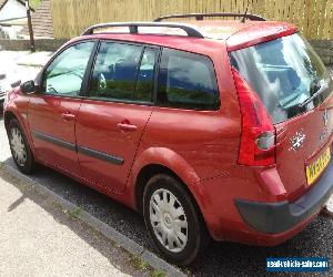 Renault Megane Expression Estate 1.6 Petrol RED 5 Door