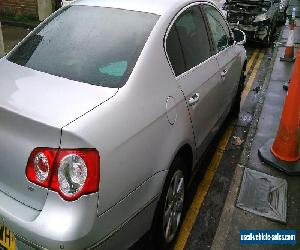 2005 VOLKSWAGEN PASSAT SE 1.9 TDI 140 SILVER DAMAGED SALVAGE SPARES OR REPAIR 