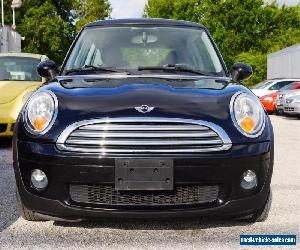 2009 Mini Cooper Base Hatchback 2-Door