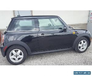 2009 Mini Cooper Base Hatchback 2-Door