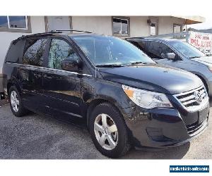 2009 Volkswagen Routan SE